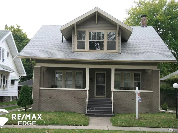 810 E 8th St, Flint, MI 48503