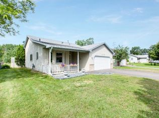 10428 Eagle St NW, Coon Rapids, MN 55433