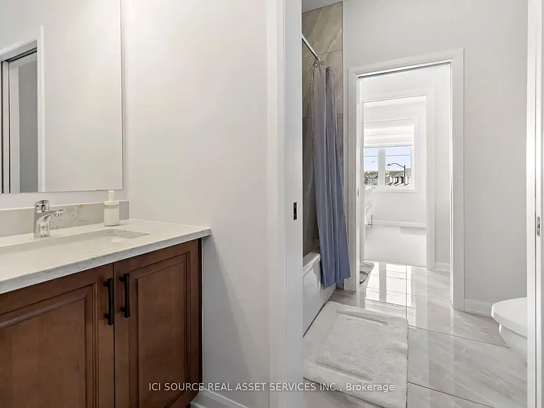 733 Coast Cir — Photo 25