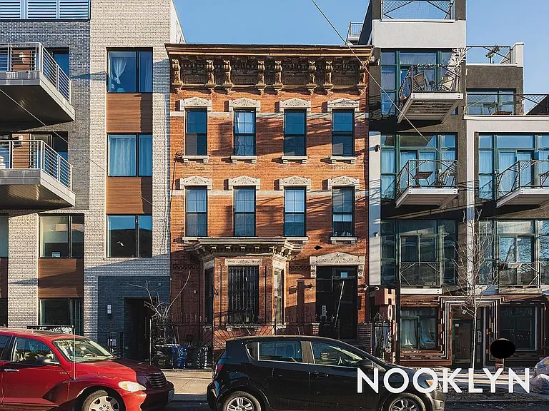 32 Belvedere St #2L — Photo 17