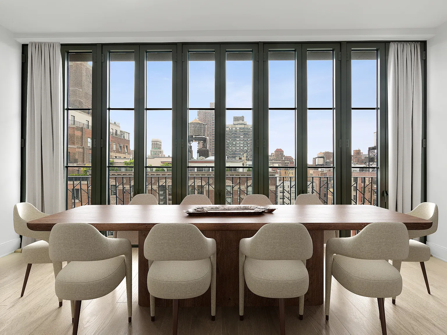 60 East 86th Street — Photo 2