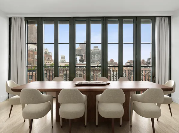 60 East 86th Street image 2 of 11