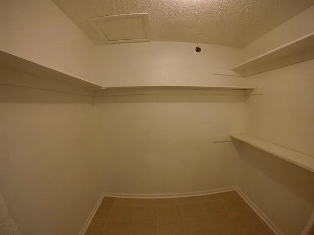 734 Hawn Cir — Photo 4
