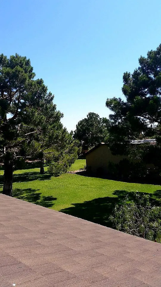 2 bed, 1327 sqft, $2,500 — Photo 3
