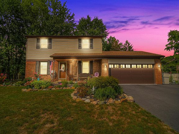 3rd image of 354 Forestwood Dr