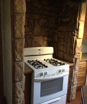 5th image of 11026 Lakeview Dr