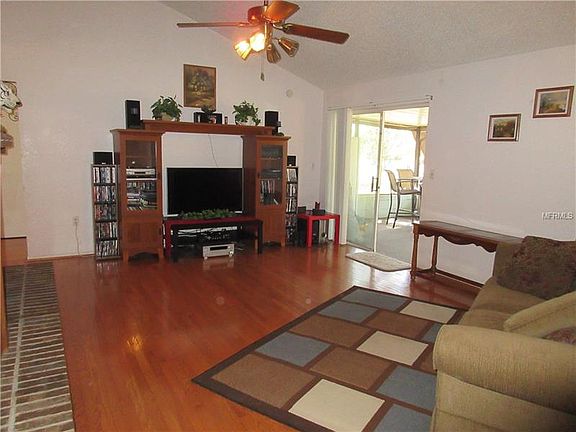 5th image of 3641 Dovetail Ln S