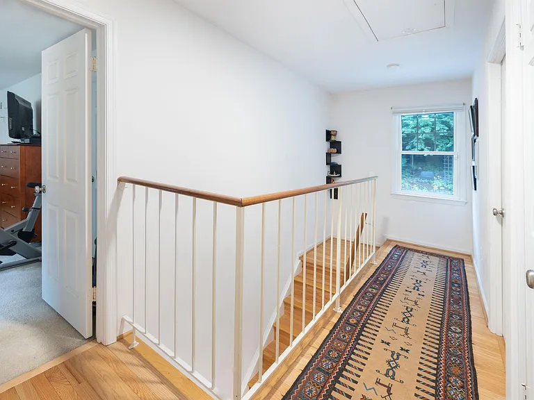 9843 Campbell Dr — Photo 26