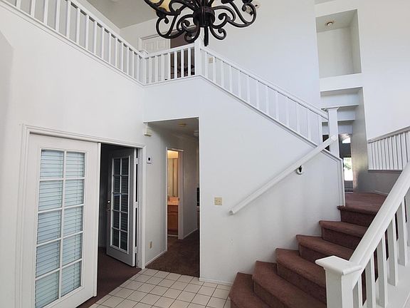 4th image of 3139 Fairgreen Ln