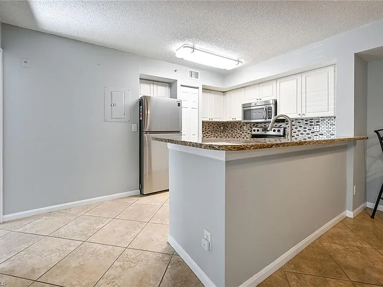 1265 Wildwood Lakes Blvd #3-103 — Photo 9