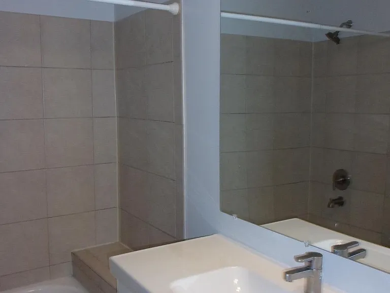 100 Chesterfield Ln — Photo 13