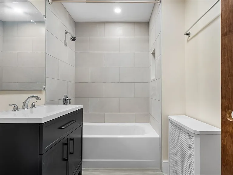 62 Vernal St #3 — Photo 8
