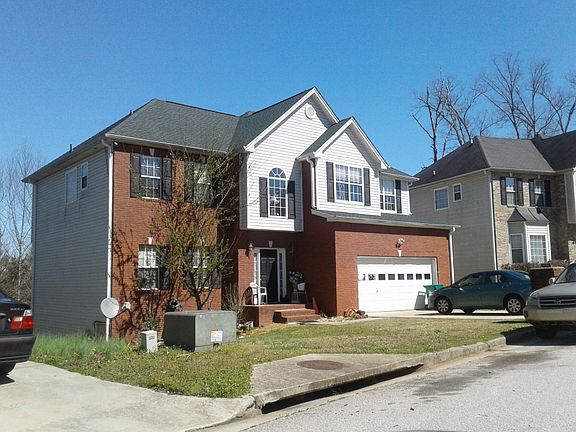 2nd image of 935 Ashton Oak Cir