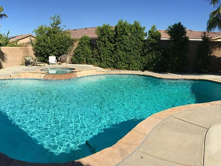 41527 Michelle Pl — Photo 2