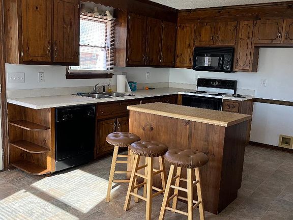 3rd image of 3106 W Grant St