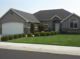8504 Grove Ave, Yakima, WA 98908