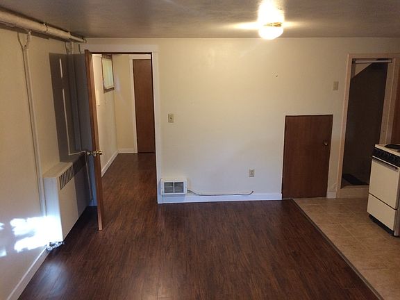 3rd image of 801 N 42nd St #1/2