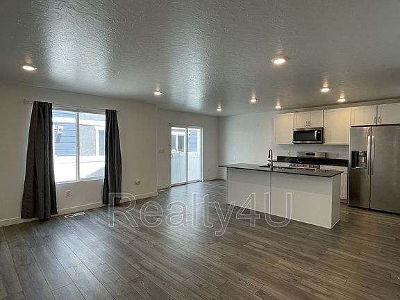 3rd image of 1088 E Waterway Ln #1