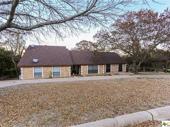 3rd image of 1513 Tanglewood Dr