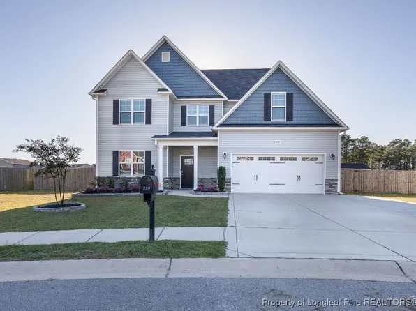 239 Stafford Ave, Raeford, NC 28376