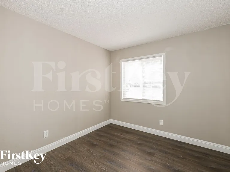 4317 Newcastle Rd — Photo 14