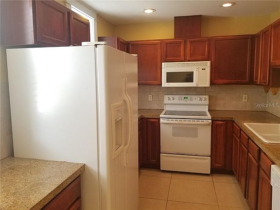 2nd image of 3102 N 17th St APT A