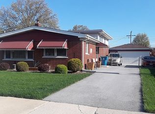 133 W Glengate Ave, Chicago Heights, IL 60411