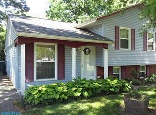 2725 Bardwell Rd, Columbus, OH 43219