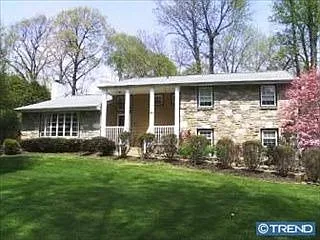 735 Bristol Rd photo 1