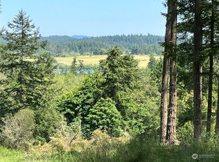 11 Prospect Rd, San Juan Island, WA 98250