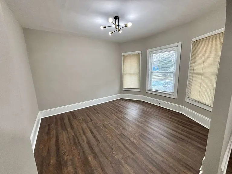 6407 Dibble Ave — Photo 8