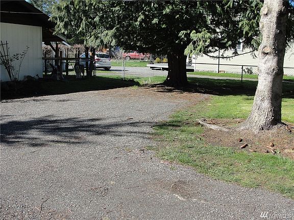 4th image of 23031 SE 436th St