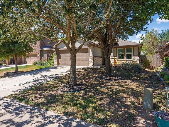 2nd image of 2514 Garlic Creek Dr