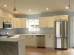 3 Oswego Ln, Plattsburgh, NY 12901