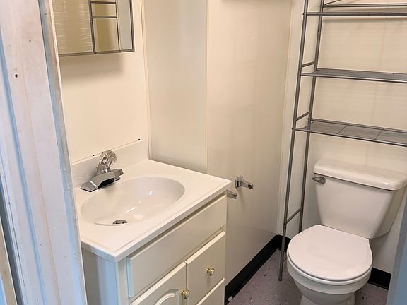 2nd image of 258 Spruce St #201