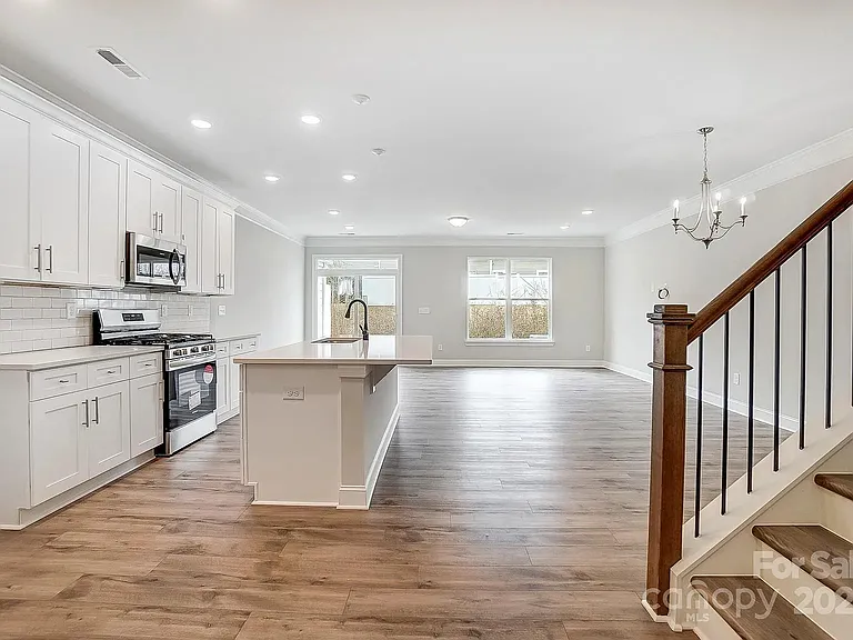 4153 Black Ct — Photo 17