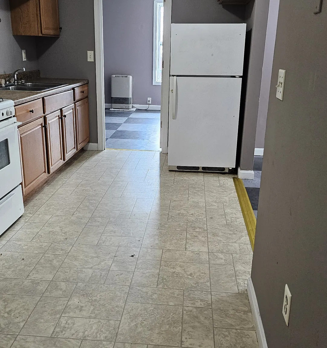 2 bed, 700 sqft, $2,000 — Photo 3