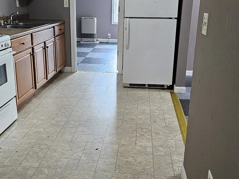 14 Main St #2 — Photo 3
