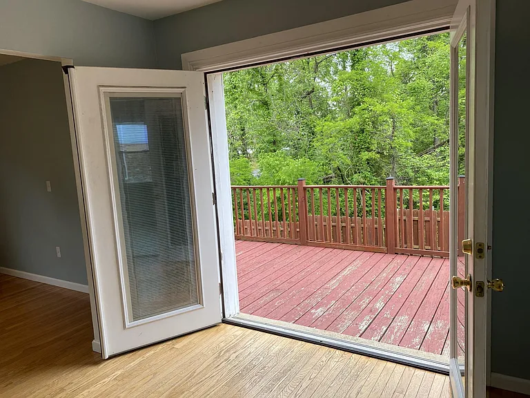 67 Bristol Ct — Photo 9