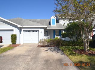 204 Hemingway Dr, Oldsmar, FL 34677