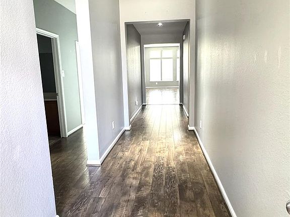 4th image of 24023 Buffalo Cove Ln