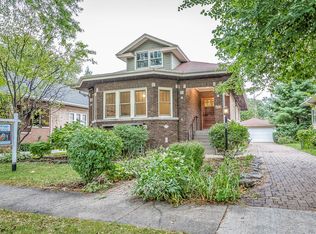 623 S Prospect Ave, Elmhurst, IL 60126