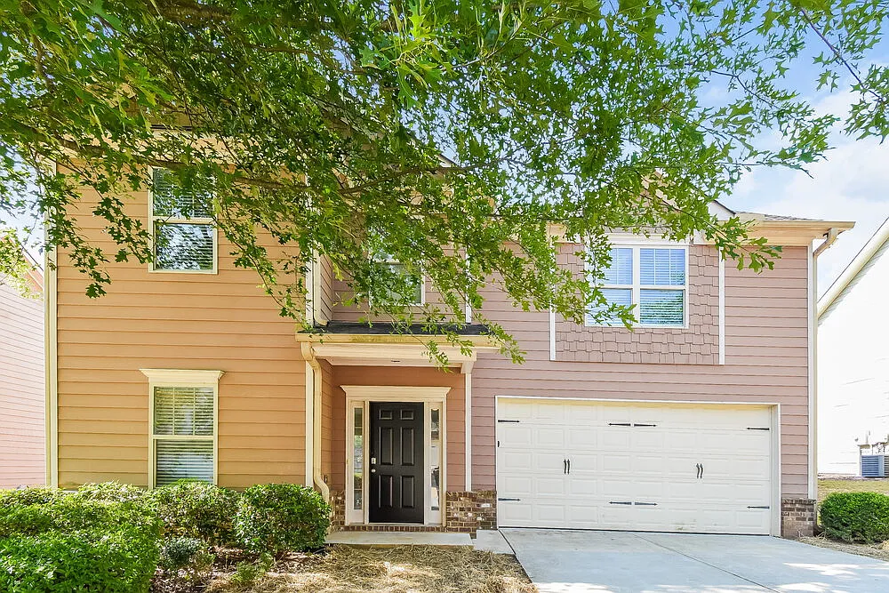 4 bed, 2.5 bath, 2038 sqft, $1,890 — Photo 1