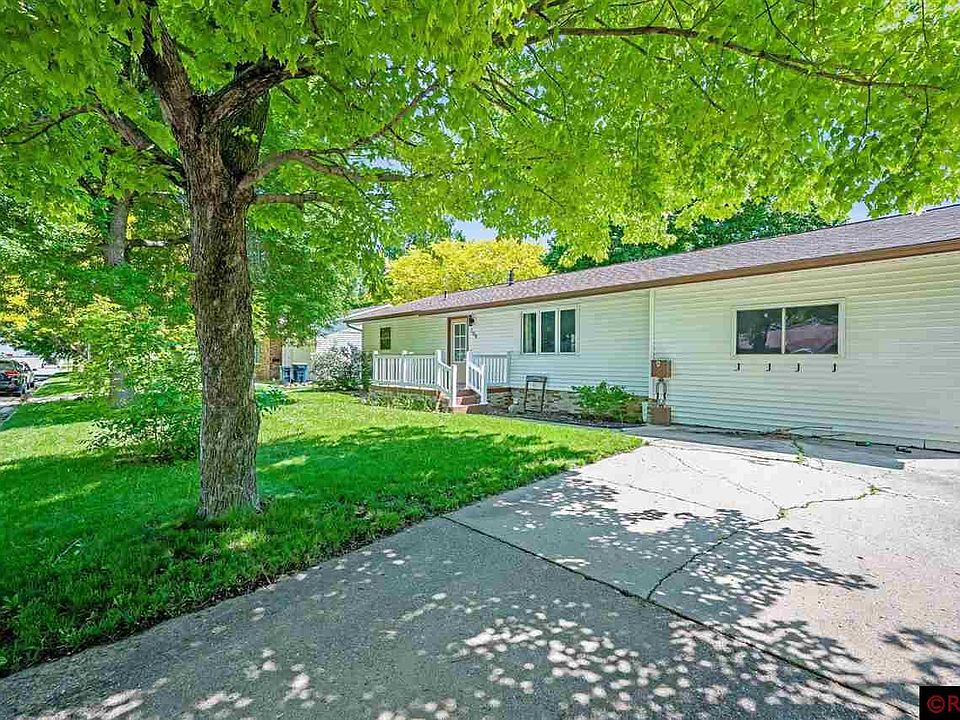 1st image of 209 Viking Ave