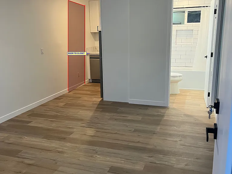 2147 Harrison Ave #1 — Photo 6