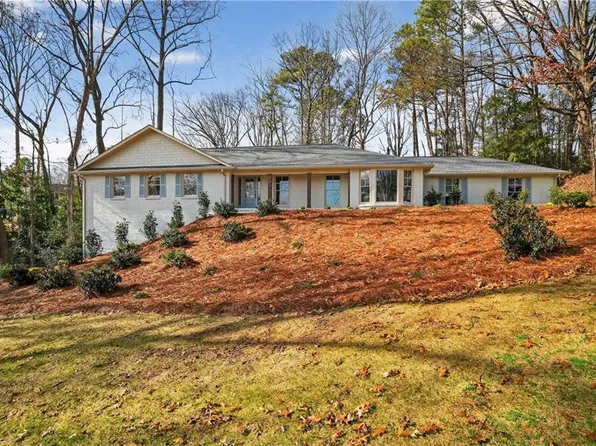 12080 Mountain Laurel Dr, Roswell, GA 30075