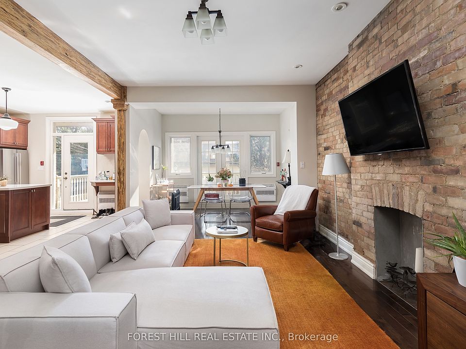 1st image of 105 Balmoral Ave