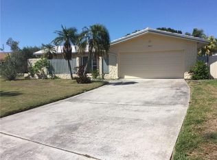 14263 Neptune Rd, Seminole, FL 33776