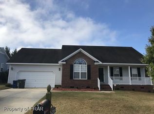 528 Standingstone Dr, Fayetteville, NC 28311