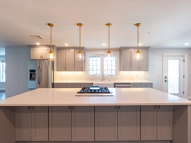 27 Suffolk St #3 — Photo 3